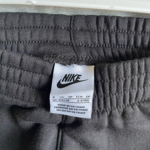 Nike boys 2 piece set size 4 - Picture 8 of 10